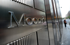 Nem változtatott a magyar hitelbesoroláson a Moody's
