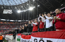 Sportszerűtlen szurkolás miatt pénzbüntetésre és felfüggesztett szektorbezárásra büntette a magyar válogatottat az UEFA
