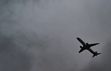 93 utast evakuáltak a stuttgarti reptéren egy felszállni készülő gépből
