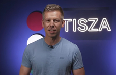 Magyar Péter dalban üzen „MÁV-os Jánosnak” – videó