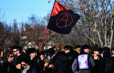 Anarchisták vállalták magukra a gyújtogatást, amely hatalmas áramszünetet okozott Dél-Franciaországban