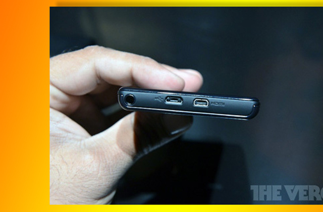 Motorola Droid Razor