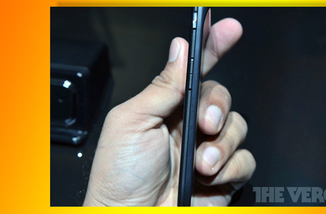 Motorola Droid Razor