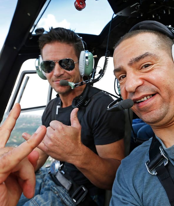 Amikor Felix Baumgartner úgy megpörgetett egy helikopterrel, mint soha senki
