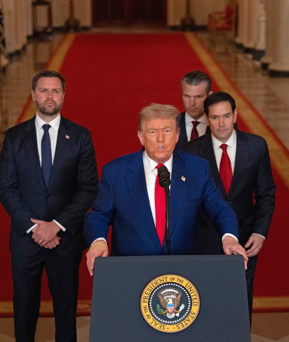 Donald Trump: Lebombázott az USA három iráni atomlétesítményt