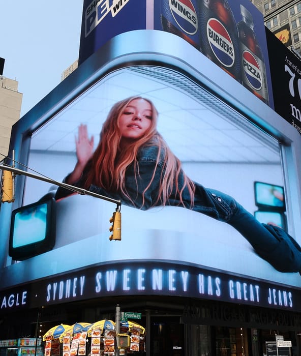 Sydney Sweeney és a farmerja: óriási baklövés vagy zseniális stratégia?