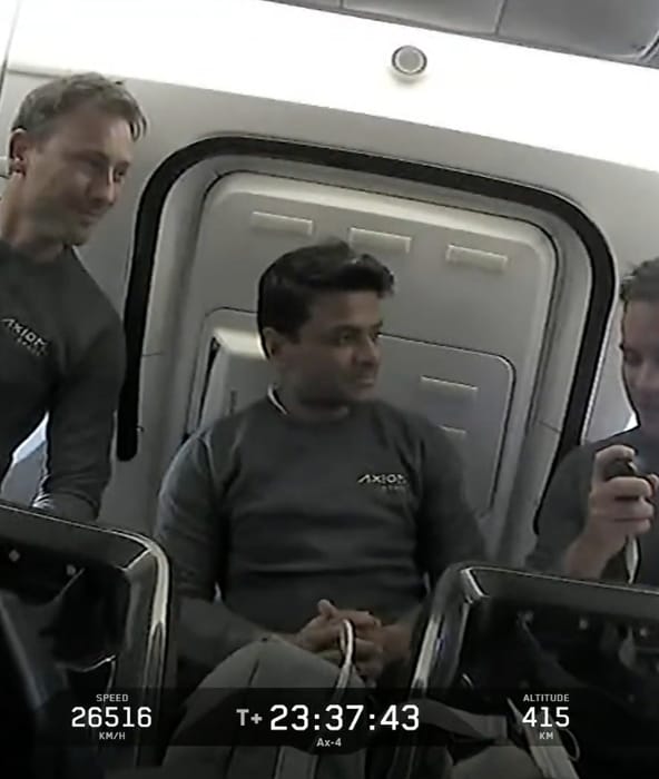 Itt az első videó: élőben jelentkezett be az űrből Kapu Tibor
