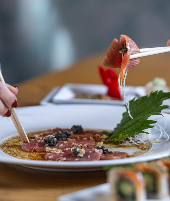 Így kell mesterien feldarabolni egy többmilliós halat – a Nobuban jártunk