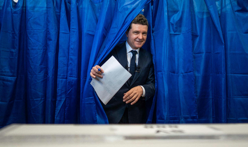 Kimatekozta a román elnökválasztási győzelmet Nicusor Dan