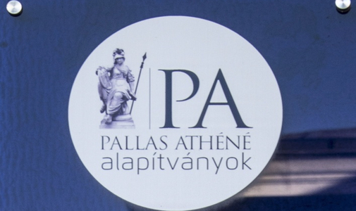 Benyújtották a törvényjavaslatot, ami nem számol le a Matolcsy-féle MNB-alapítványokkal