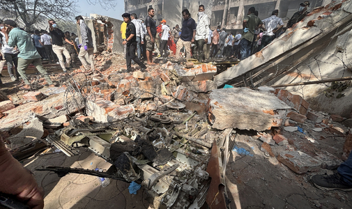 242 emberrel a fedélzetén lezuhant az Air India Londonba tartó gépe