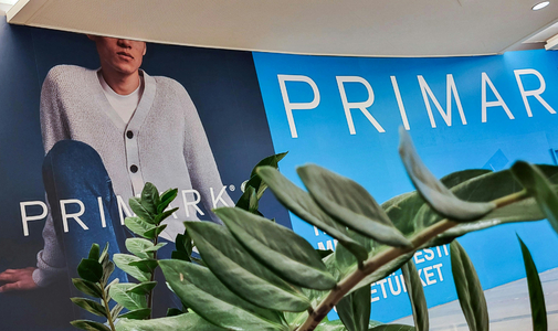 Az árérzékeny magyarokra apellál a Primark, amikor Budapesten is párbajra hívja ki vetélytársait