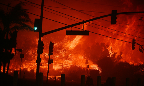 Tizenhatra emelkedett a Los Angeles-i tűz áldozatainak száma