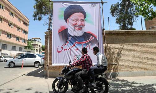 Az iráni elnök halála megrengetheti a mullahok rendszerét