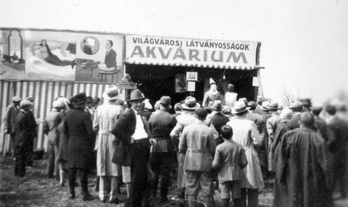 Pofon járt a pesti fiatalembernek, aki nem vette le a kalapját a máriabesnyői zarándokok előtt