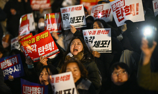 Dél-Korea elmúlt 24 órája: amikor annyira utál mindenki, hogy csak az önpuccs tűnik megoldásnak, de még az se sikerül