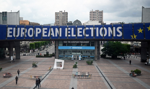 Medián: Elsöprő Fidesz-győzelem várható az európai parlamenti választáson