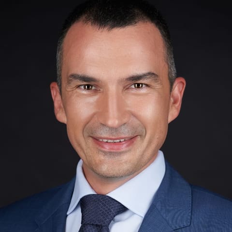 Juhász Attila Újház Zrt. elnök