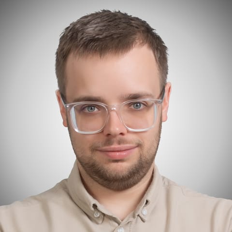 Szentirmai Áron