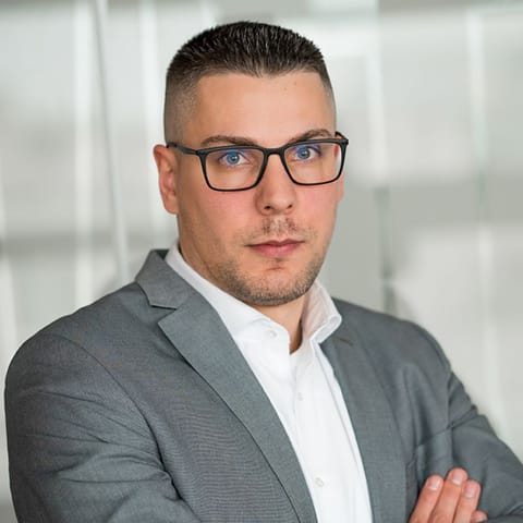 Bereznai Henrik ügyvéd