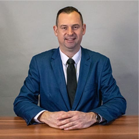 Evelley Ferenc szenior szakértő, Grantis