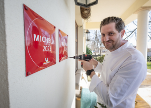 A Kajla nugáttól a Michelinig: hogyan lett egy cselédházból csúcsétterem egy Pest megyei falu szélén?