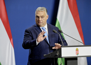 Orbán szerint tüdőn lőné a magyar gazdaságot, ha a GDP öt százalékára kellene emelni a NATO-kiadásokat