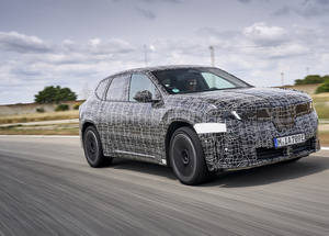 Exkluzív: titokban vezettük a forradalmat indító első debreceni BMW-t