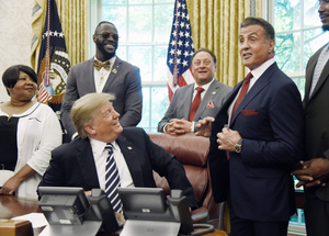 Trump filmnagykövete lesz Stallone, Mel Gibson és Jon Voight