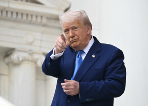 Trump Orbántól inspirálódik – de az Egyesült Államokban nincs olyan könnyű dolga, mint magyar kollégájának volt