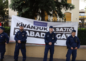 Sükösd Miklós: Minek nevezzelek? Legyen betiltási törvény vagy kusstörvény az „átláthatósági” helyett
