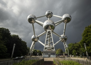 Szeretettel Brüsszelből: az Atomium hosszú árnyéka
