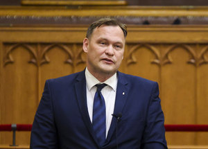 A kémháború olyan, mint a kocsmai verekedés, mindegy, hogy ki kezdte, mindkét félnek árt