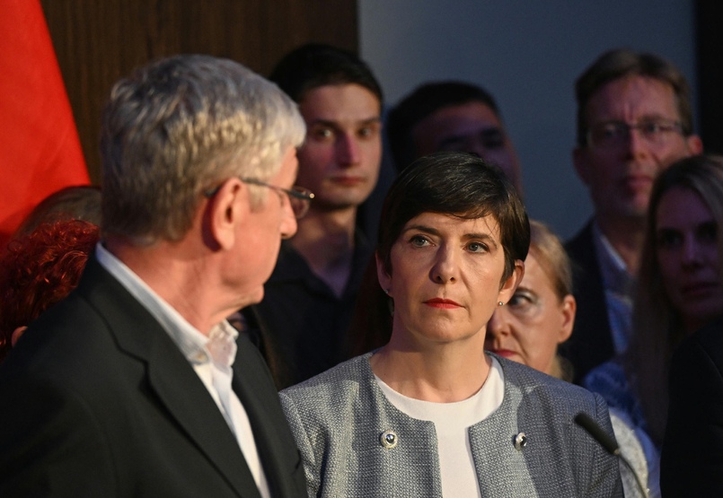 A Tisza választási győzelmét is veszélyeztetheti a Gyurcsány–Dobrev-váltás a DK élén A Tisza választási győzelmét is veszélyeztetheti a Gyurcsány–Dobrev-váltás a DK élén