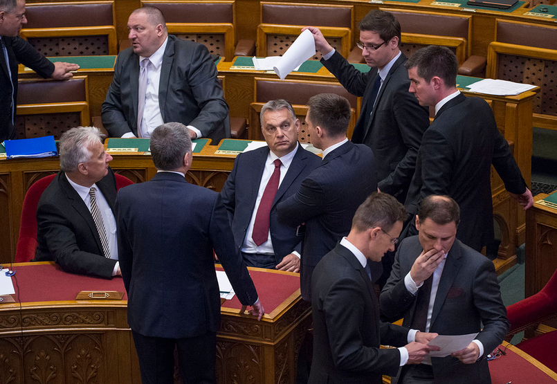 Hogyhogy csak most inoghat meg a NER? Váratlan helyről érkezett a válasz Hogyhogy csak most inoghat meg a NER? Váratlan helyről érkezett a válasz
