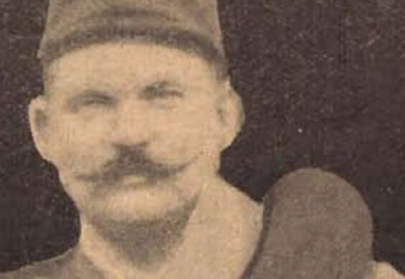 Kiss Béla, a magyar Kékszakáll, aki bádoghordókban tárolta az áldozatait Kiss Béla, a magyar Kékszakáll, aki bádoghordókban tárolta az áldozatait