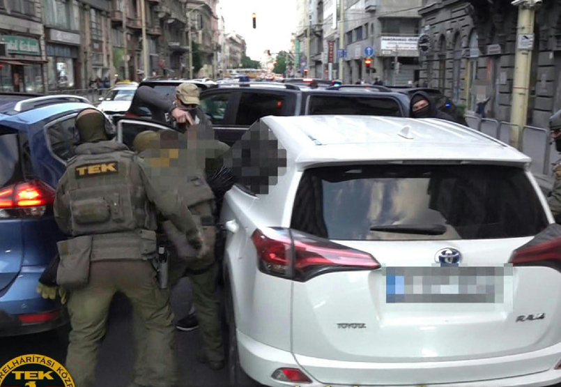 Ha tényleg ukrán kém Holló István, akit a TEK elfogott, akkor a magyar elhárítás valamit nagyon benézett Ha tényleg ukrán kém Holló István, akit a TEK elfogott, akkor a magyar elhárítás valamit nagyon benézett