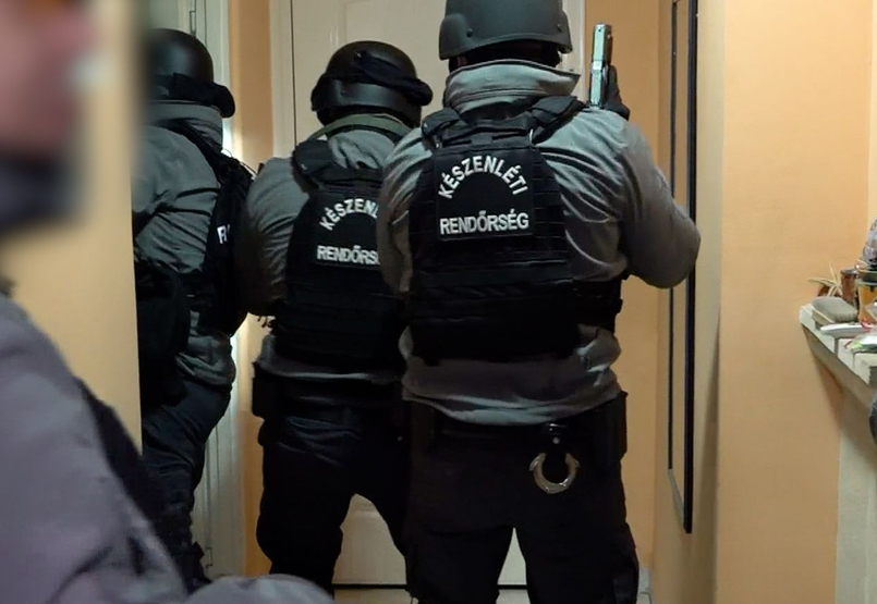 Kik azok a fejvadászok, akik nemzetközi bűnözőket fognak el Magyarországon, és hogyan dolgoznak? Kik azok a fejvadászok, akik nemzetközi bűnözőket fognak el Magyarországon, és hogyan dolgoznak?