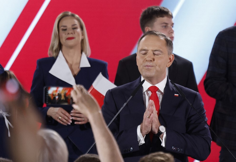Keményfiúkkal barátkozott és tudósok elleni tisztogatással vált hírhedtté az új lengyel elnök Keményfiúkkal barátkozott és tudósok elleni tisztogatással vált hírhedtté az új lengyel elnök
