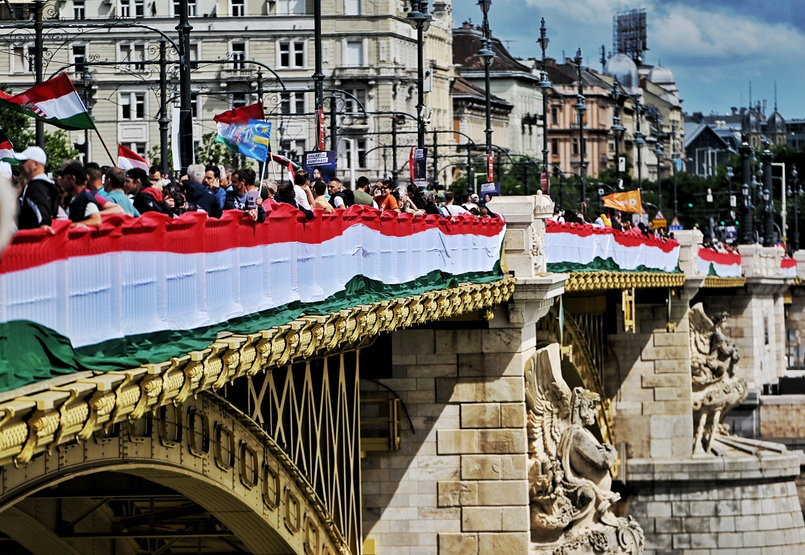 "Gólhelyzetben vagyunk": kampánybeszédet tart a Békemeneten Orbán Viktor, kövesse a hvg.hu-n!