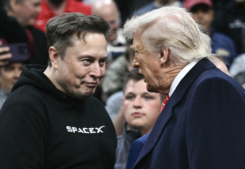 És akkor Elon Musk lett Donald Trump Simicskája És akkor Elon Musk lett Donald Trump Simicskája