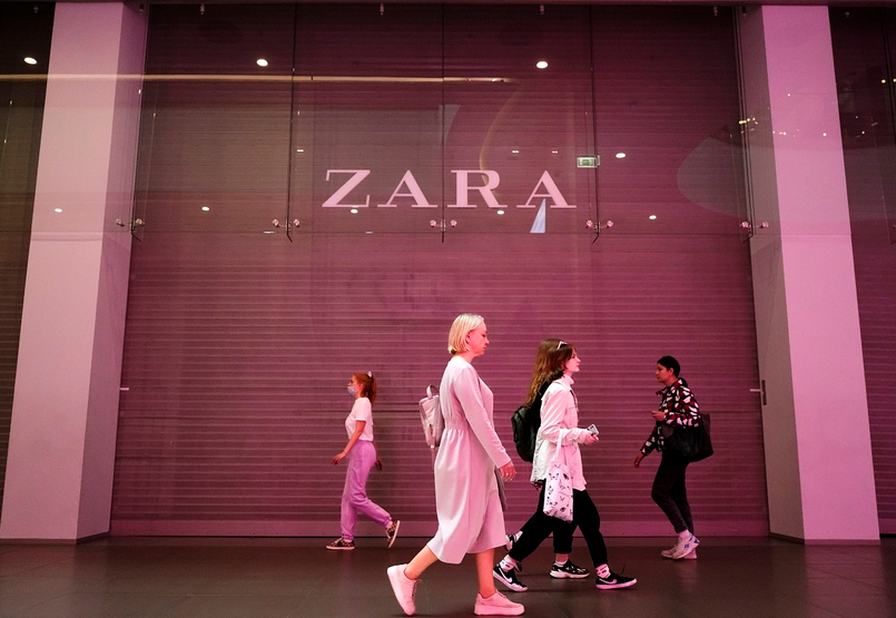 Raktárban maradt és olcsó ruhákkal versenyezne a Zara a Shein ellen