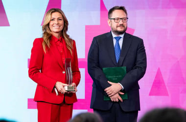 Költségvetési csalás miatt indult nyomozás a Mol alapítványa ellen