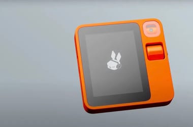 Az iPhone-nál is vékonyabb eszközön dolgozhat titokban a SpaceX