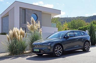 Ha unalmas a német szentháromság: teszten az akár 810 km hatótávú Volvo EX60