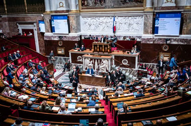 Megszavazta az eutanázia legalizálását a francia nemzetgyűlés