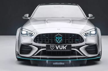 Hipp-hopp, jön Vuk! És biturbó V8-at hoz a Mercedes-AMG C 63-ba