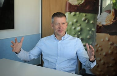 Lesz-e somlói galuskás pálcikás jégkrém? – interjú a jégkrémmamut magyar vezetőjével