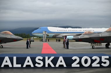 Donald Trump és Vlagyimir Putyin is megérkezett Alaszkába Kép