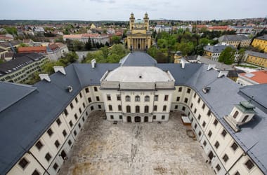 „Igazhitűség” és modellváltás: Egerben is durván nekimentek a régi rendnek, pedig ott az egyház vette át az egyetemet